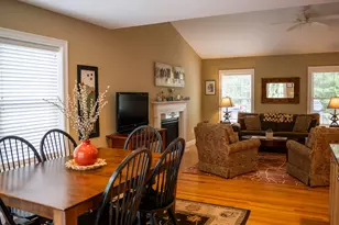 44 Carriage Ln, Brunswick, ME 04011 - Photo 9