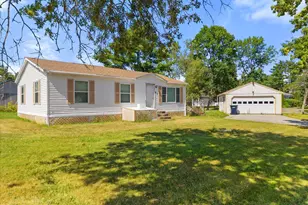 85 Shepherd Dr, Bangor, ME 04401 - Photo 1