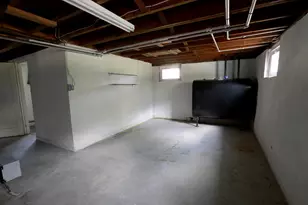 39 Florence St, South Portland, ME 04106 - Photo 17