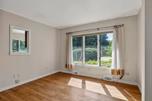 10 Barkley Ave, Auburn, ME 04210 - Photo 35