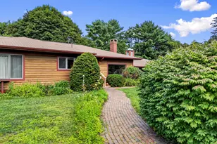 10 Barkley Ave, Auburn, ME 04210 - Photo 9