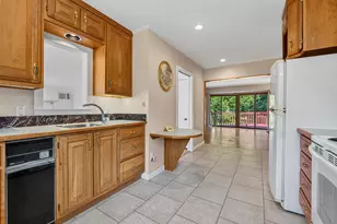 10 Barkley Ave, Auburn, ME 04210 - Photo 21