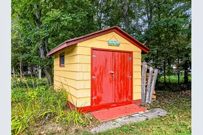 10 Barkley Avenue, Auburn, ME 04210 - Photo 81