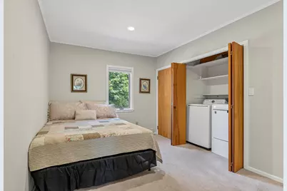 10 Barkley Avenue, Auburn, ME 04210 - Photo 15