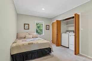 10 Barkley Ave, Auburn, ME 04210 - Photo 15
