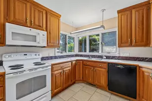 10 Barkley Ave, Auburn, ME 04210 - Photo 19