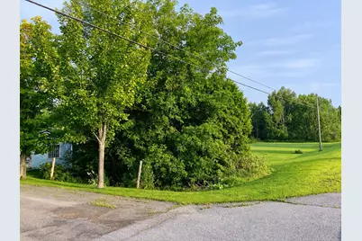 325 Houlton Road, Fort Fairfield, ME 04742 - Photo 17