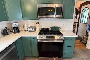 156 Lawrence St, Dover Foxcroft, ME 04426 - Photo 15