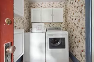 27 W Dartmouth St, Auburn, ME 04210 - Photo 17
