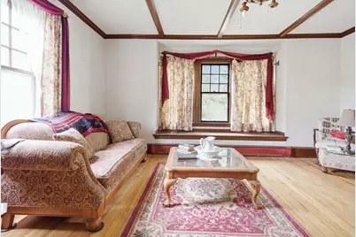 27 W Dartmouth Street, Auburn, ME 04210 - Photo 9