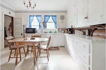 27 W Dartmouth Street, Auburn, ME 04210 - Photo 13