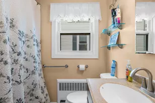 240 Lincoln St, Bangor, ME 04401 - Photo 17