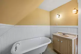 234 Atlantic Ave, Boothbay Harbor, ME 04538 - Photo 39