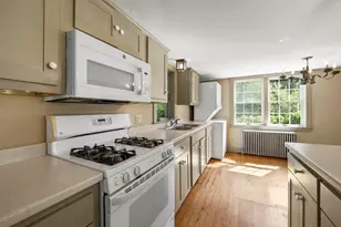 234 Atlantic Ave, Boothbay Harbor, ME 04538 - Photo 15