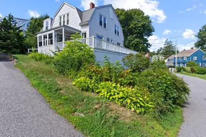 16 Glen Avenue, Cape Elizabeth, ME 04107 - Photo 1