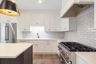 5 Marsh Bnd Dr, Scarborough, ME 04074 - Photo 11