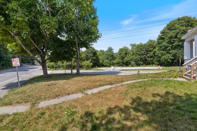 117 Goff Street, Auburn, ME 04210 - Photo 9