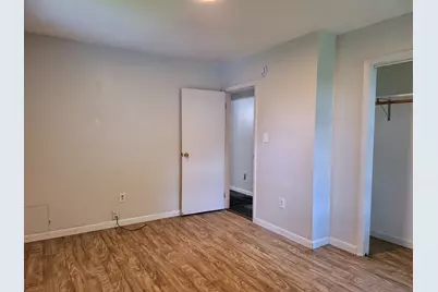 35-37 Franklin Street, Lewiston, ME 04240 - Photo 17