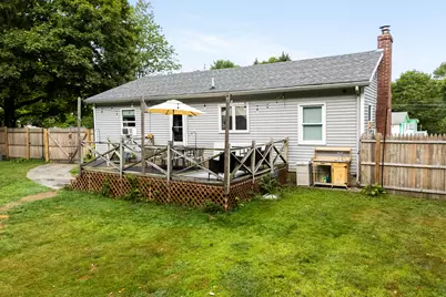 21 Hillcrest Street, Gardiner, ME 04345 - Photo 3
