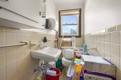 913 Essex Street, Bangor, ME 04401 - Photo 51