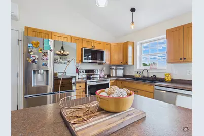 667 Newburgh Road, Hermon, ME 04401 - Photo 15