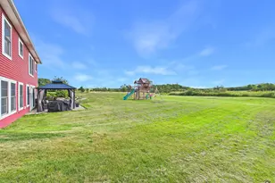667 Newburgh Rd, Hermon, ME 04401 - Photo 9