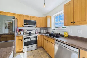 667 Newburgh Rd, Hermon, ME 04401 - Photo 17
