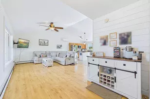 667 Newburgh Rd, Hermon, ME 04401 - Photo 11