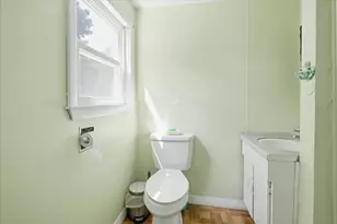 28 Oxford St, Augusta, ME 04330 - Photo 29