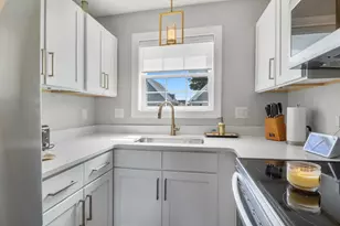 994 Portland Rd, Saco, ME 04072 - Photo 11