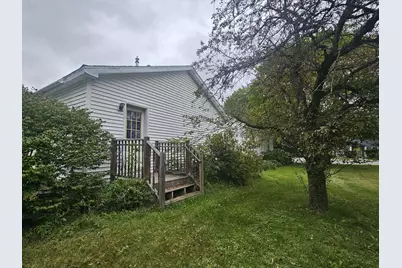 95 Pleasant Street, Oxford, ME 04270 - Photo 23