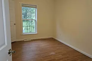 95 Pleasant St, Oxford, ME 04270 - Photo 17