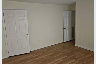95 Pleasant Street, Oxford, ME 04270 - Photo 11
