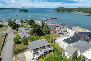 8 Pleasant St, Lubec, ME 04652 - Photo 5