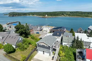 8 Pleasant St, Lubec, ME 04652 - Photo 3
