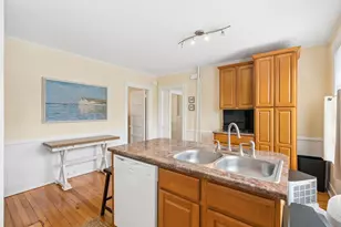 1538 Congress St, Portland, ME 04102 - Photo 9
