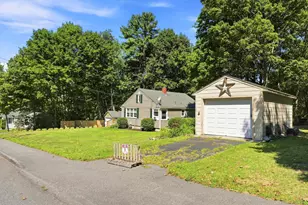10 Gedney St, Augusta, ME 04330 - Photo 3