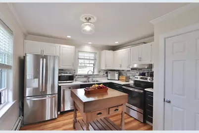 118 Harthorn Avenue, Bangor, ME 04401 - Photo 11