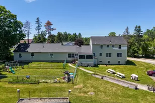 913 Essex St, Bangor, ME 04401 - Photo 3
