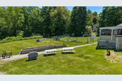 913 Essex Street, Bangor, ME 04401 - Photo 3