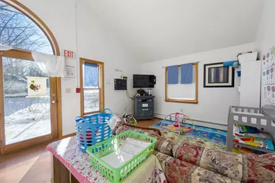 913 Essex Street, Bangor, ME 04401 - Photo 13