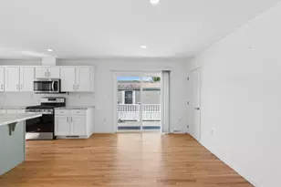 202 Emerald Dr, Scarborough, ME 04106 - Photo 17