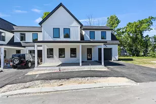 8 Collins Pl, Westbrook, ME 04092 - Photo 5