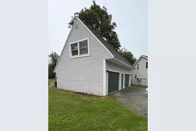 30 Franklin Street, Calais, ME 04619 - Photo 39