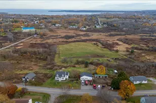 90 W Meadow Rd, Rockland, ME 04841 - Photo 3