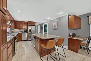 7 Longwood Dr, Kennebunk, ME 04043 - Photo 15
