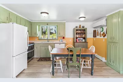 27 Garfield Street, Westbrook, ME 04092 - Photo 3