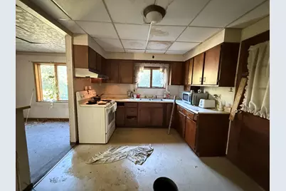 20 Middle Avenue, Mexico, ME 04257 - Photo 9