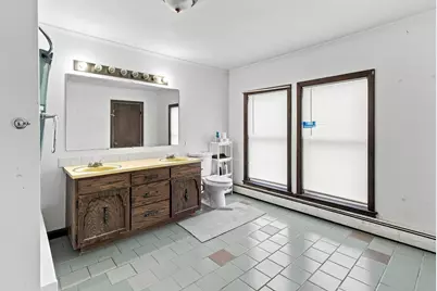 111 Pleasant Street, Auburn, ME 04210 - Photo 17