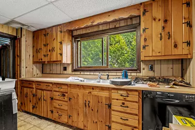 26 Lincoln Street, Dover Foxcroft, ME 04426 - Photo 7
